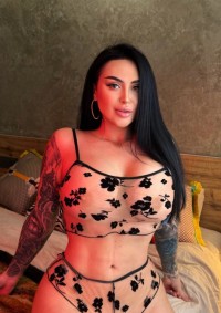 Call Girls in Delhi Hauz Khas 𝟖𝟒𝟒𝟕𝟯𝟖𝟵𝟒𝟮𝟮 Genuine service❤️