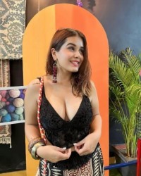 Real Meet Call Girls In Malviya Nagar Delhi @꧂-8588008049꧂Delhi Escorts Service