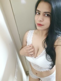 9990771857 Call Girls in Noida Sector 135 Genuine GIrls Provide Noida